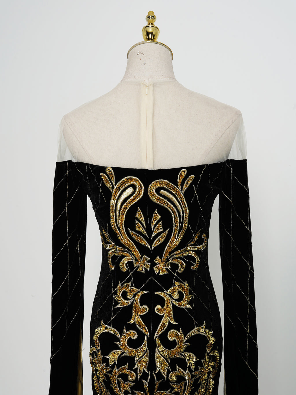 Luxury Black Formal Gown - Long-Sleeve Gold Embroidery